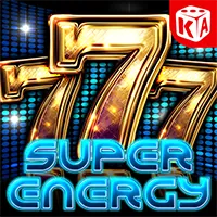 Người đàn ông vui vẻ chơi game